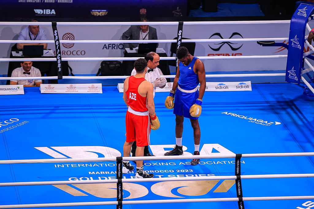 Steve Kulenguluka contre Aliyev Sarkhan (Azerbaijan)en demi-finale des 71KG
